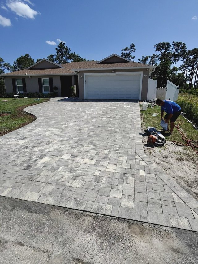 Paver driveway installed by Groundworks
